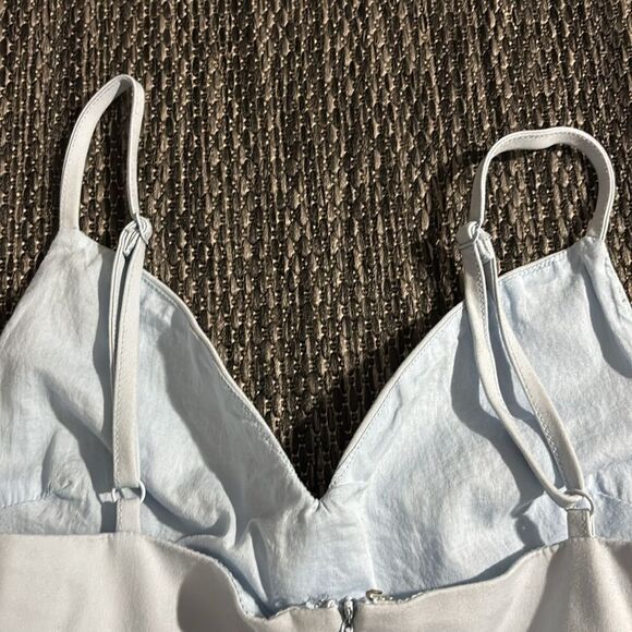 Superdown Blue Jumpsuit with Plunging V-neckline - Picture 4 of 6